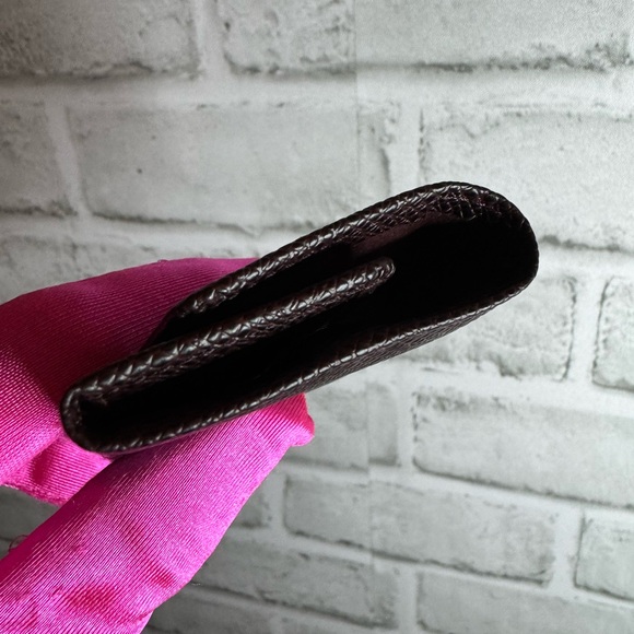 LOUIS VUITTON BORDEAUX COWHIDE LEATHER CUFFLINK POUCH IN UNUSED
AS NEW CONDITION - Picture 5 of 12